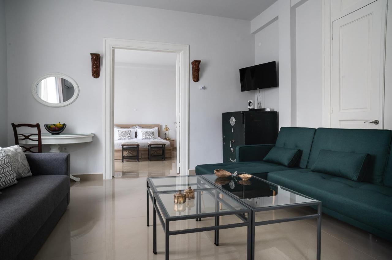 Polytimon, An Athenian Neoclassical Apartment Atenas Exterior foto