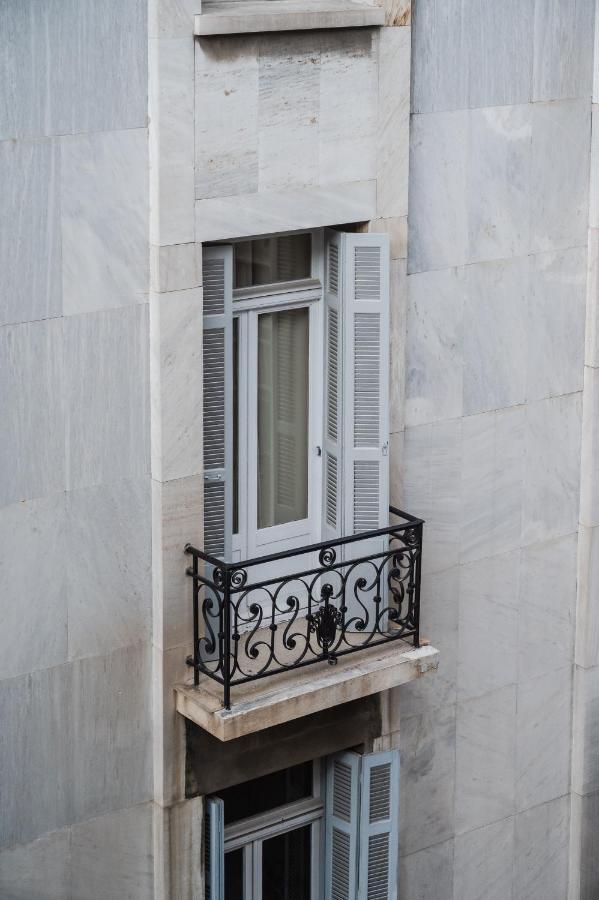 Polytimon, An Athenian Neoclassical Apartment Atenas Exterior foto