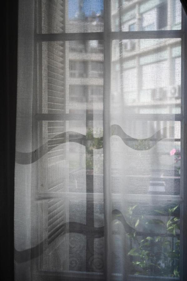 Polytimon, An Athenian Neoclassical Apartment Atenas Exterior foto