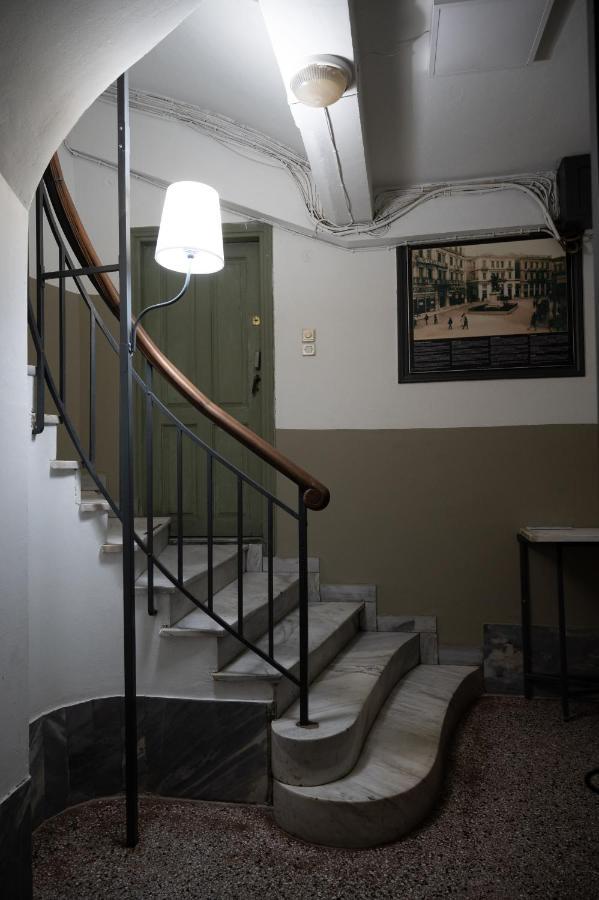 Polytimon, An Athenian Neoclassical Apartment Atenas Exterior foto