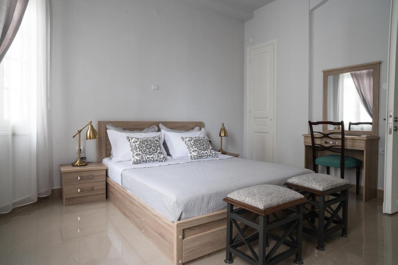 Polytimon, An Athenian Neoclassical Apartment Atenas Exterior foto