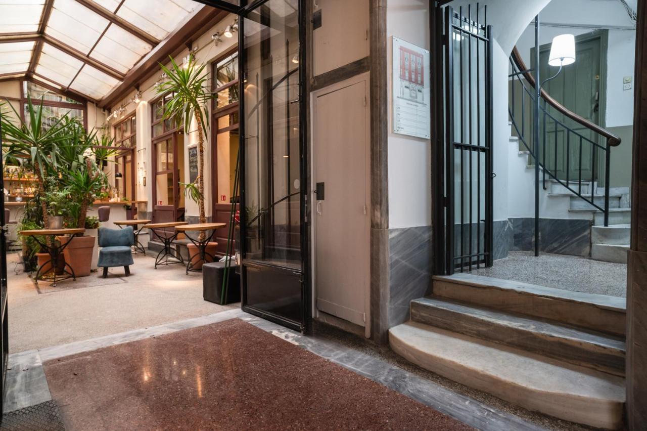 Polytimon, An Athenian Neoclassical Apartment Atenas Exterior foto